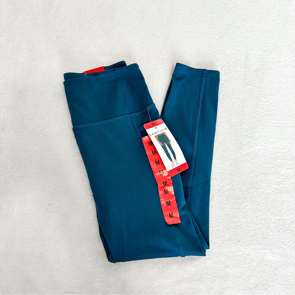 NWT Danskin High Rise Bonded 7/8 Legging Teal Medium